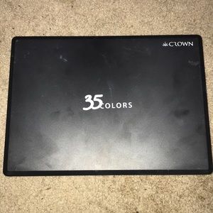 Crown 35 color Palette